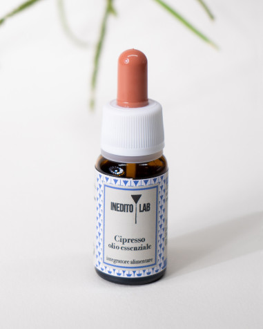 Cipresso olio essenziale - per il benessere gastrointestinale